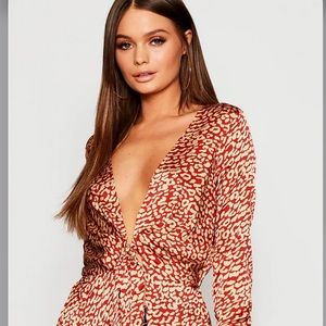 Leopard satin drape top in Rust NWT